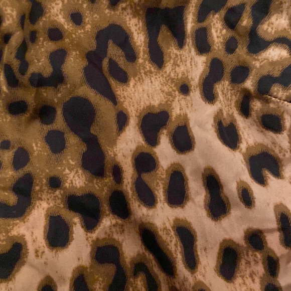 Missguided Cropped Cheetah Tank-top - Picture 2 of 3